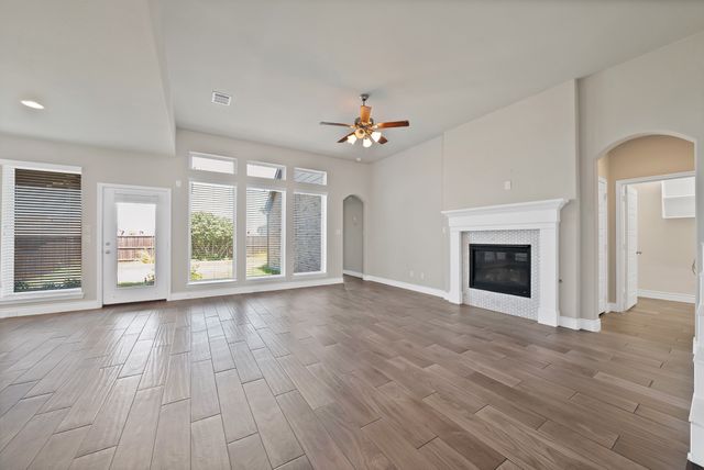 841 Knoxbridge Road, Forney, TX 75126