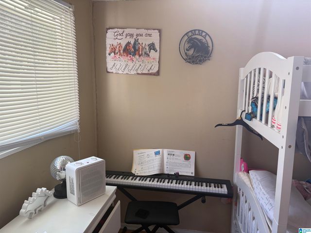 6015 SAKS ROAD, Anniston, AL 36206