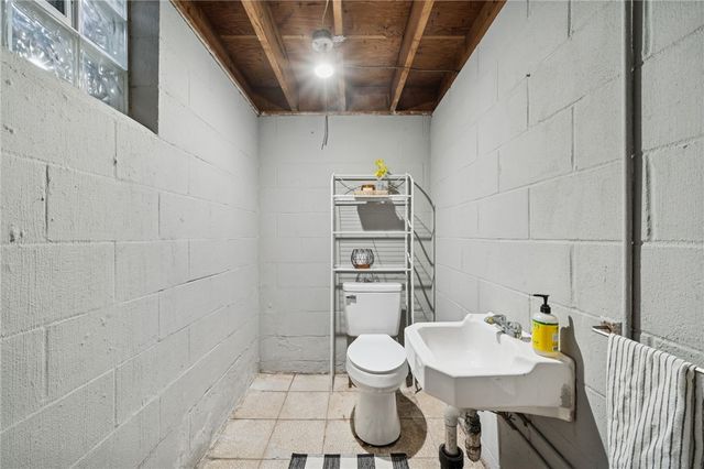 116 Grange Rd, Hempfield Twp, PA 15601