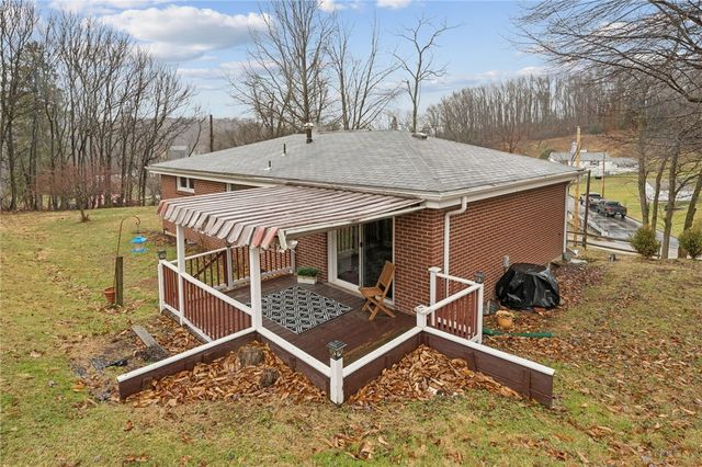 116 Grange Rd, Hempfield Twp, PA 15601