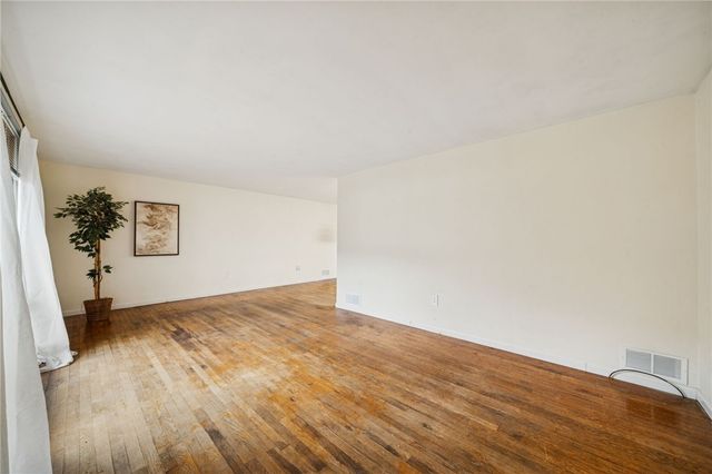 116 Grange Rd, Hempfield Twp, PA 15601