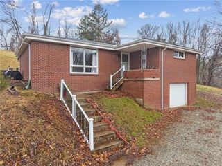 116 Grange Rd, Hempfield Twp, PA 15601