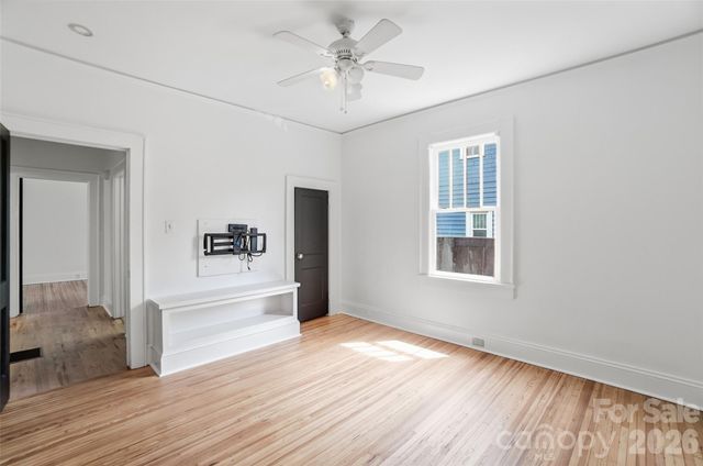 2221 E 8th Street, Charlotte, NC 28204