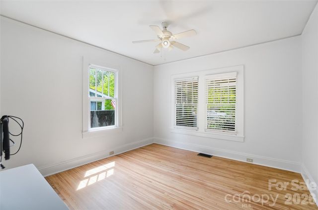 2221 E 8th Street, Charlotte, NC 28204