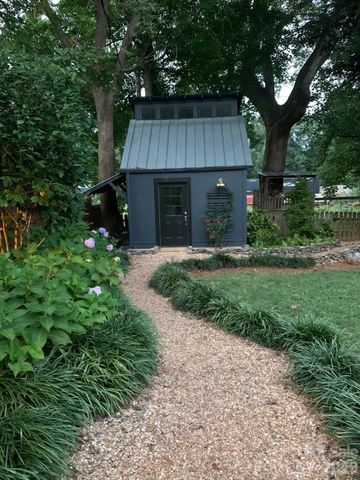 2221 E 8th Street, Charlotte, NC 28204