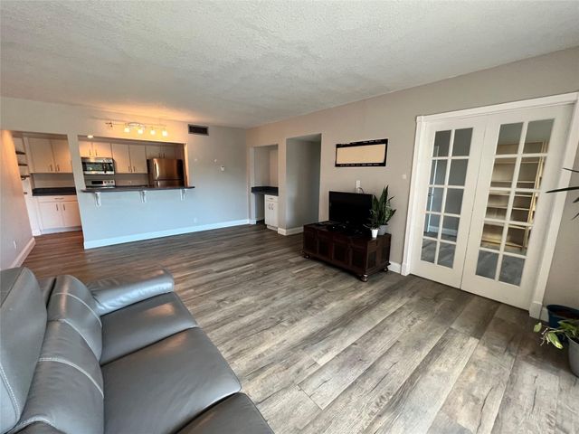 1000 River Reach Drive 320, Fort Lauderdale, FL 33315