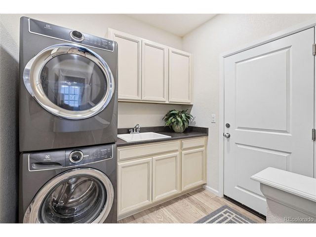 129 Pipit Lake Way, Erie, CO 80516