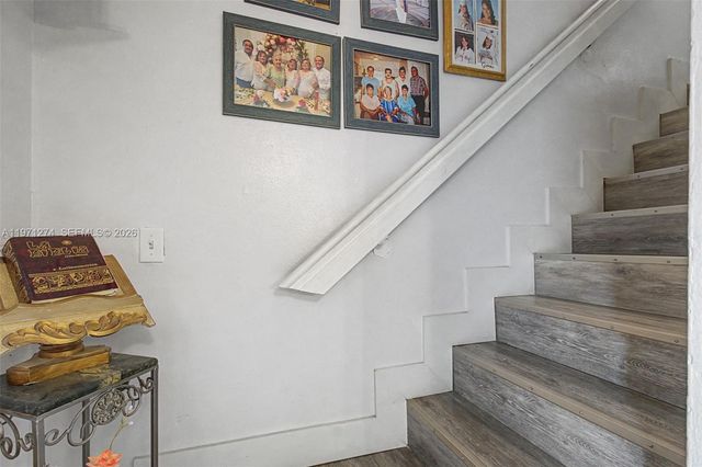 399 NW 72nd Ave 320, Miami, FL 33126