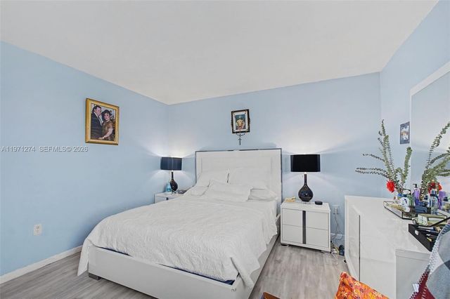 399 NW 72nd Ave 320, Miami, FL 33126