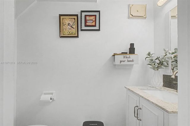 399 NW 72nd Ave 320, Miami, FL 33126