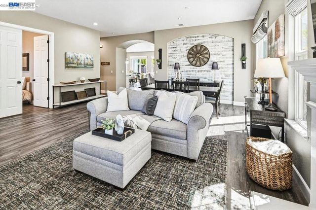 1161 Lexington Way, Livermore, CA 94550