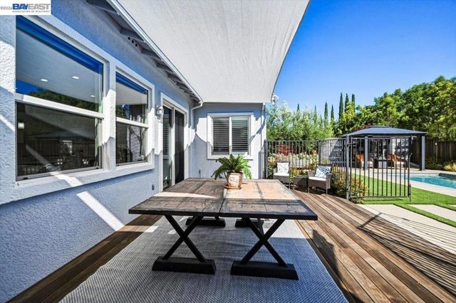 1161 Lexington Way, Livermore, CA 94550