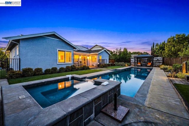 1161 Lexington Way, Livermore, CA 94550