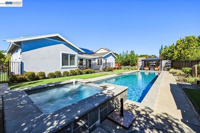 1161 Lexington Way, Livermore, CA 94550