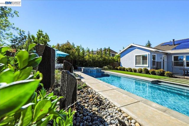 1161 Lexington Way, Livermore, CA 94550