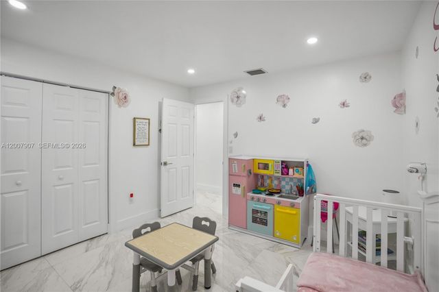14005 SW 17th Ter, Miami, FL 33175