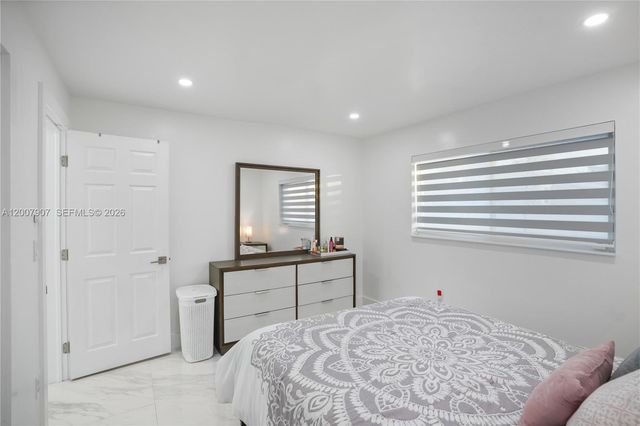14005 SW 17th Ter, Miami, FL 33175