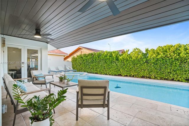 14005 SW 17th Ter, Miami, FL 33175