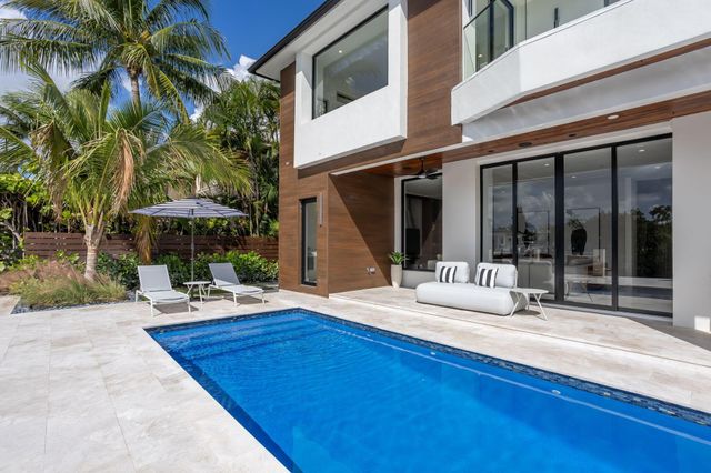 798 Havana Drive, Boca Raton, FL 33487