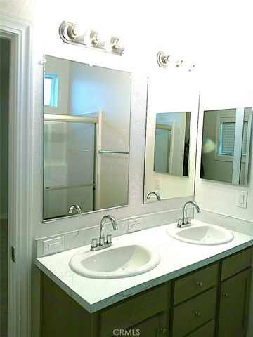 1020 BRADBOURNE Avenue 22, Duarte, CA 91010