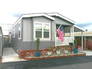 1020 BRADBOURNE Avenue 22, Duarte, CA 91010