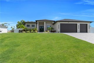 3910 NW 44th TER, Cape Coral, FL 33993