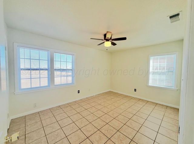 125 N Birge Avenue, Dumas, TX 79029