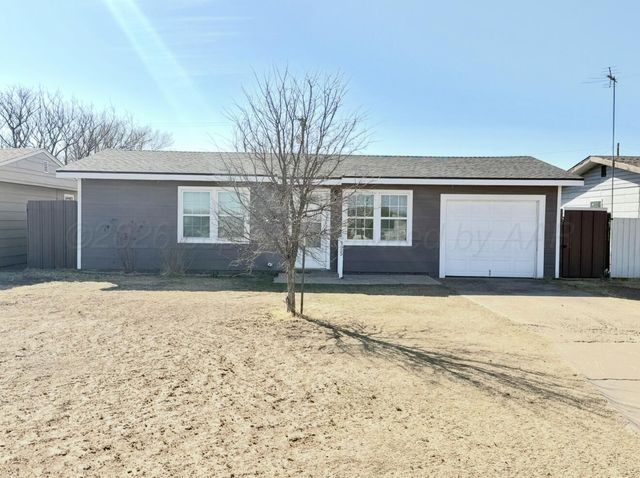 125 N Birge Avenue, Dumas, TX 79029
