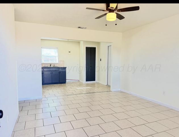 125 N Birge Avenue, Dumas, TX 79029