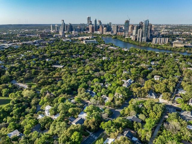 1402 Alta Vista Ave, Austin, TX 78704