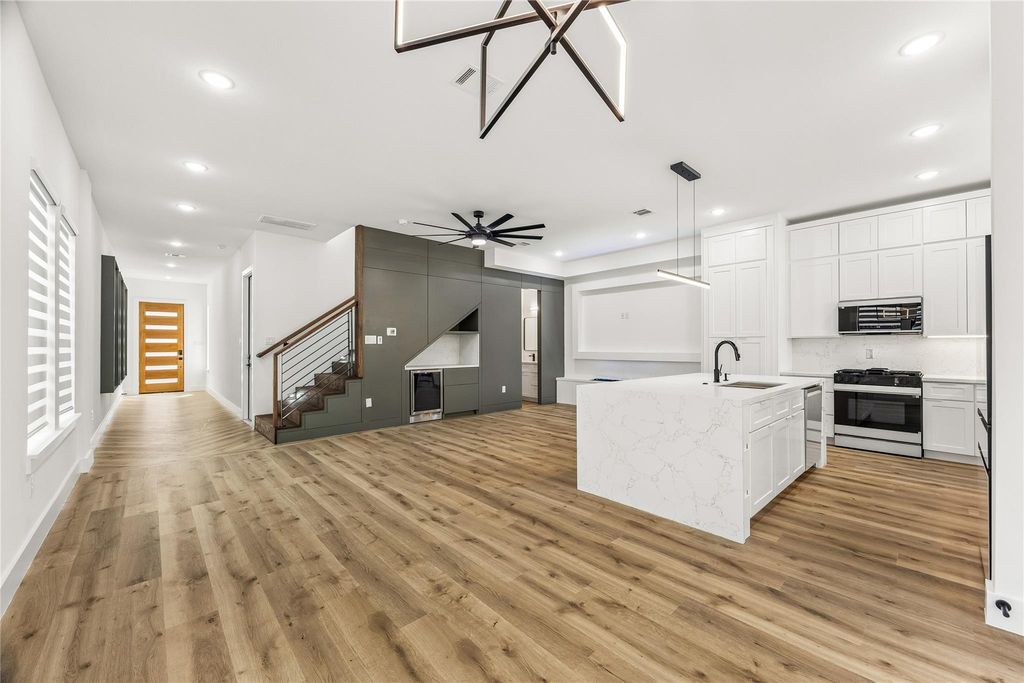 6416 Sidney Street, Houston, TX 77021