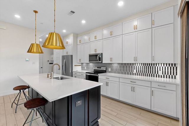1077 Maverick Drive, Allen, TX 75013