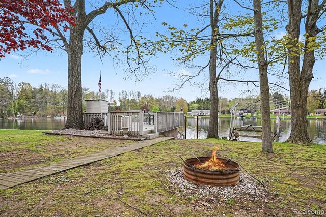 4157 Betty Lee Boulevard, Gladwin, MI 48624