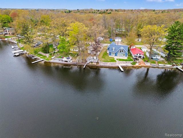 4157 Betty Lee Boulevard, Gladwin, MI 48624