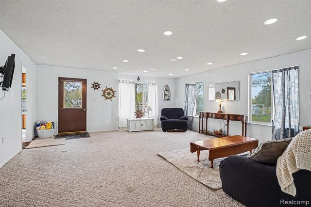 4157 Betty Lee Boulevard, Gladwin, MI 48624