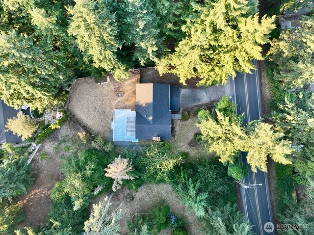 12521 Military Road E, Puyallup, WA 98374