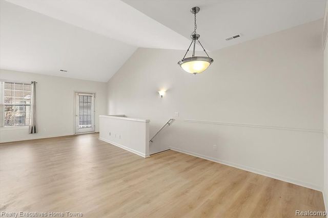 1180 Alameda Boulevard, Troy, MI 48085