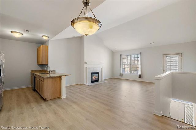 1180 Alameda Boulevard, Troy, MI 48085