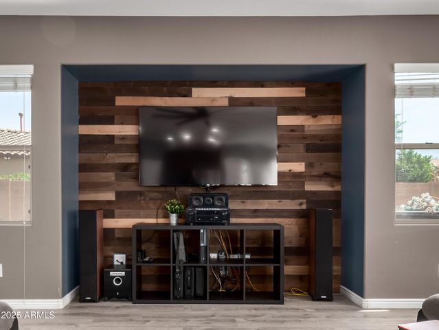 2489 E SEQUOIA Drive, Chandler, AZ 85286