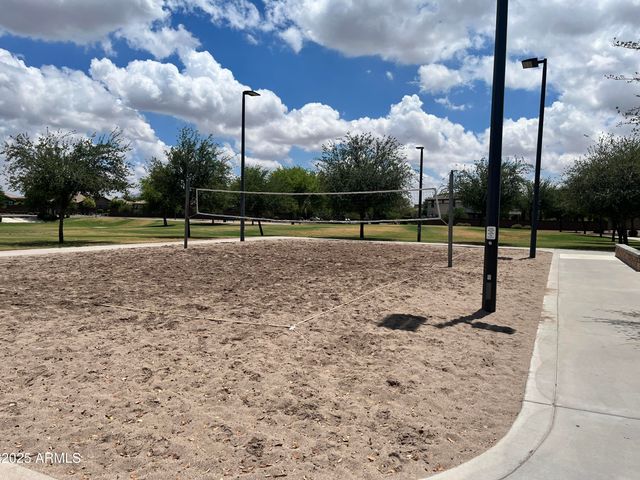 2489 E SEQUOIA Drive, Chandler, AZ 85286