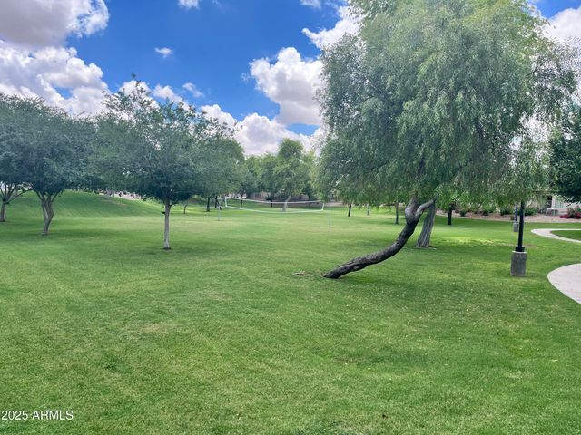 2489 E SEQUOIA Drive, Chandler, AZ 85286