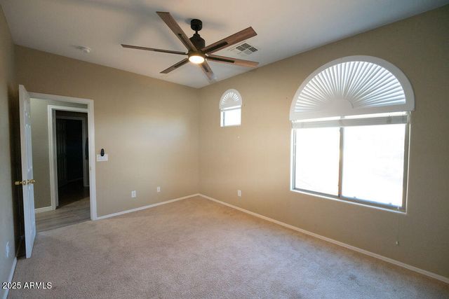 2489 E SEQUOIA Drive, Chandler, AZ 85286