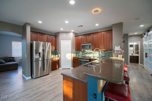 2489 E SEQUOIA Drive, Chandler, AZ 85286