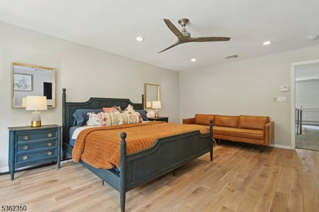 8 Olde Greenhouse Ln, Madison Boro, NJ 07940