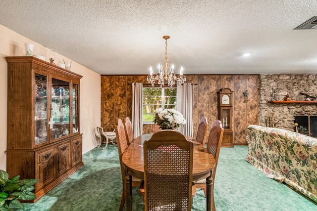 4153 1st Street SW, Vero Beach, FL 32968