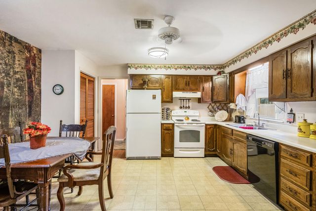 4153 1st Street SW, Vero Beach, FL 32968