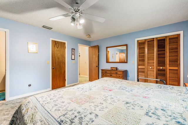 4153 1st Street SW, Vero Beach, FL 32968