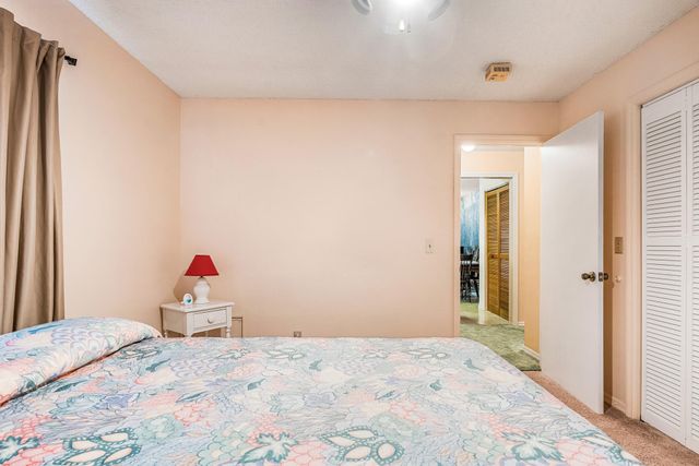 4153 1st Street SW, Vero Beach, FL 32968