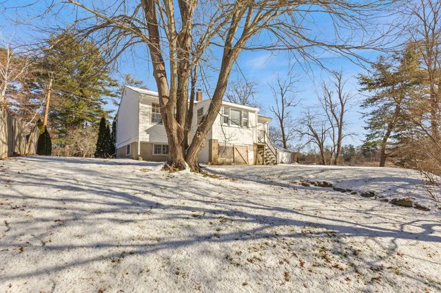 1 Lakeshore Drive, Seabrook, NH 03874