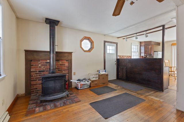 1 Lakeshore Drive, Seabrook, NH 03874